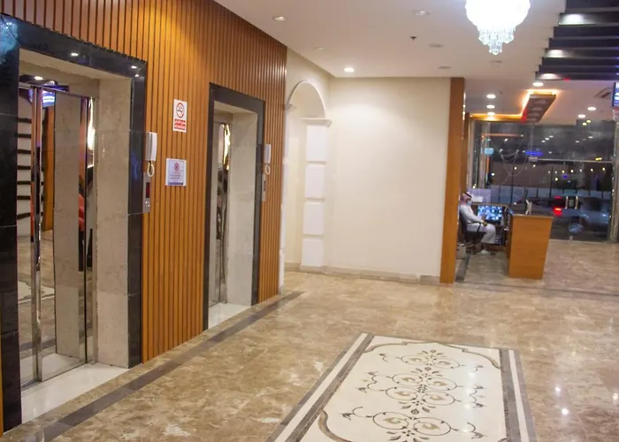 أجنحة فندق إيوان الأندلس جدة, المملكة العربية السعودية