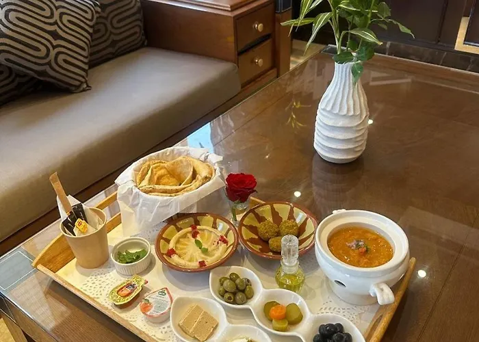 شركة منازل التوت للشقق المخدومة جده